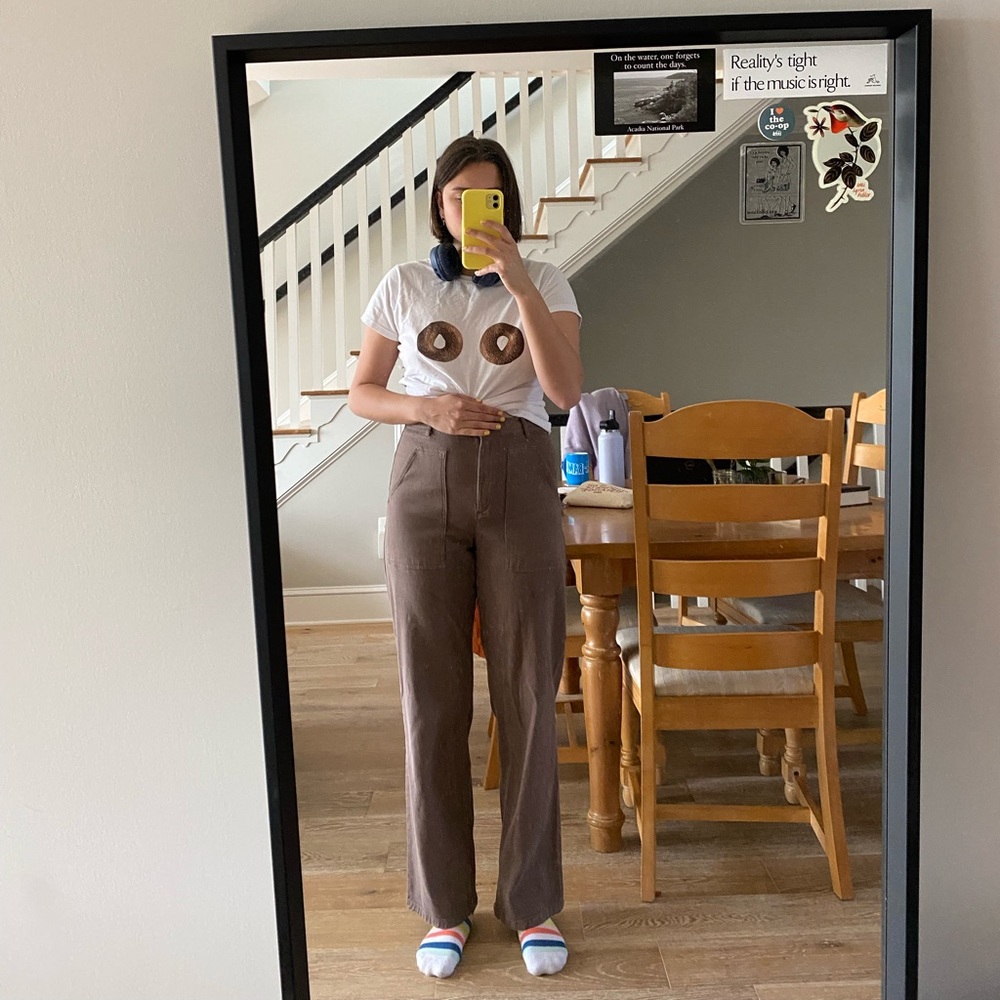 Aritzia Modern Utility Pant, Size 6 in deep taupe. Brown utility pants